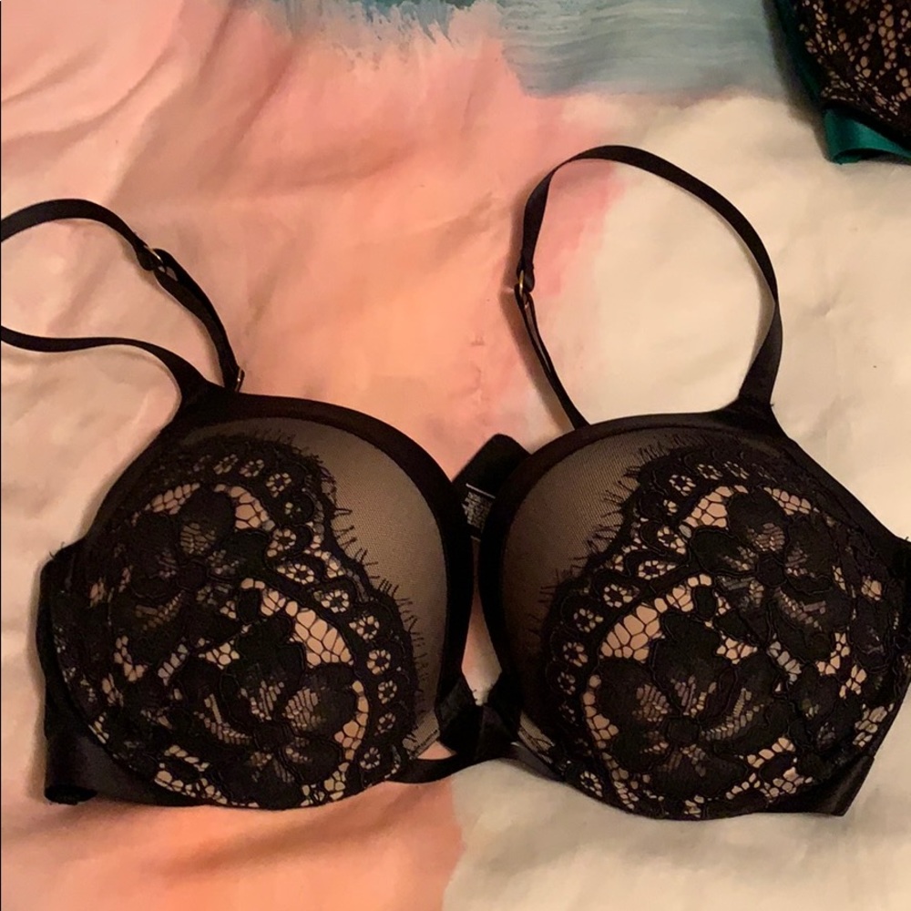 Victoria’s Secret bra